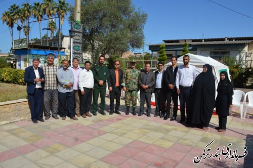 مراسم پویش مهر دفتر برای دانش آموزان نیازمند با حضور فرماندار شهرستان برگزار شد