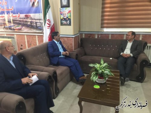 دیدار و گفتگو فرماندار شهرستان با مهندس کرایلو مدیرکل فنی و حرفه ای استان