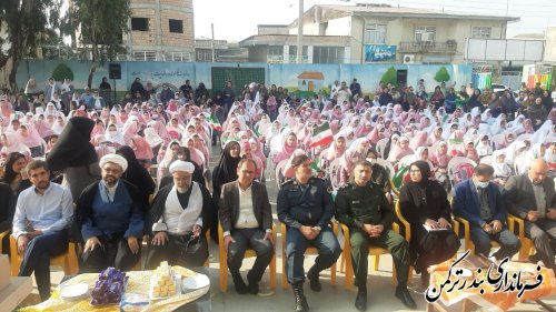 زنگ بازگشایی مدارس شهرستان ترکمن به دست فرماندار نواخته شد