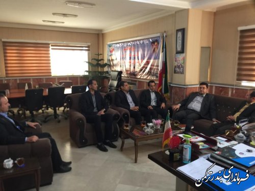 دیدار و گفتگو فرماندار با جناب آقای دکتر زارعی مدیرکل محترم پزشک قانونی استان