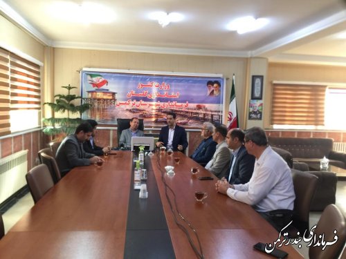 آئین تکریم و معارفه رئیس جدید اداره فرهنگ و ارشاد اسلامی شهرستان برگزار شد
