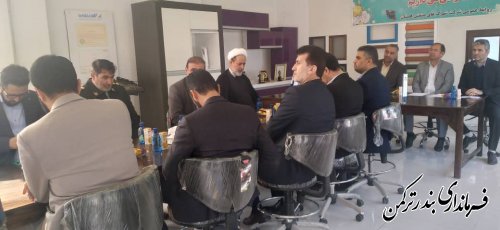 جلسه بررسی مشکلات شهرک صنعتی پنج پیکر بندرترکمن برگزار شد