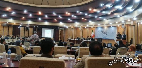 حضور فرماندار شهرستان در همایش استانی جهاد تبیین و اطلاع رسانی هنرمندانه