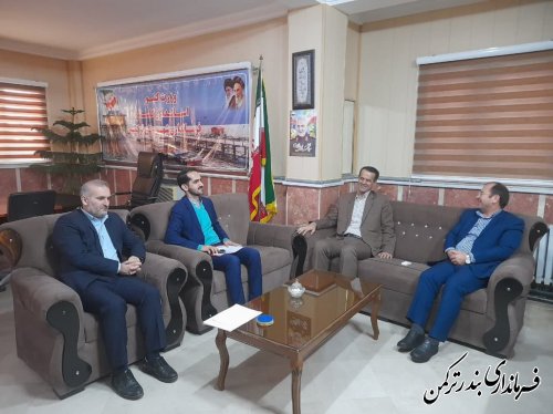 دیدار و گفتگو فرماندار با جناب آقای کیانی مدیرکل محترم اداره بهزیستی استان