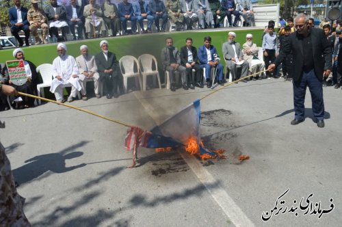 راهپیمایی باشکوه روز قدس در شهرستان ترکمن برگزار شد