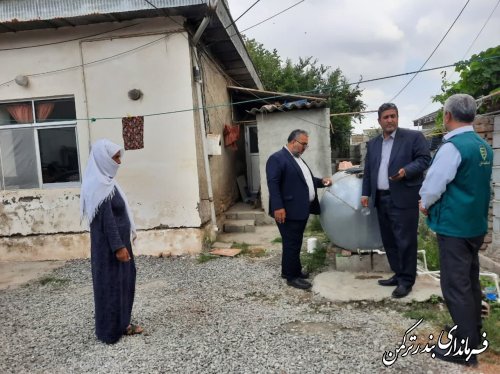 بازدید فرماندار از قطعی آب خیابانهای ساحل 41وساحل 39