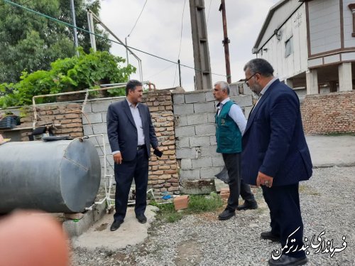 بازدید فرماندار از قطعی آب خیابانهای ساحل 41وساحل 39