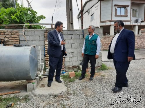 بازدید فرماندار از قطعی آب خیابانهای ساحل 41وساحل 39