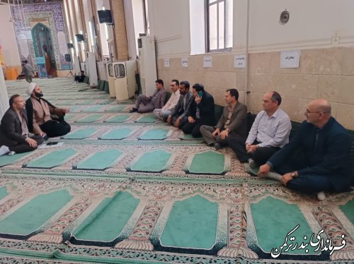 برگزاری مراسم میز خدمت در محل مسجد جامع شهرستان ترکمن