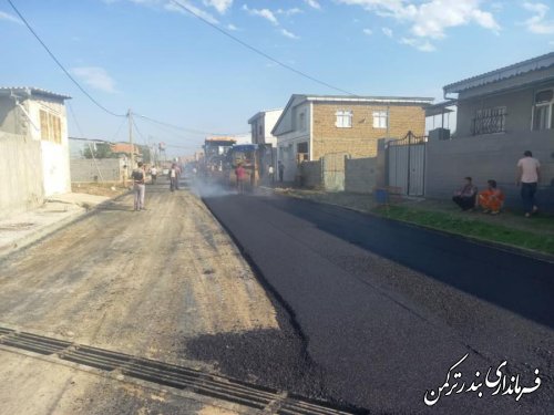 آغاز عملیات آسفالت ۱۱ هزار مترمربع روستای چاپاقلی شهرستان بندرترکمن 