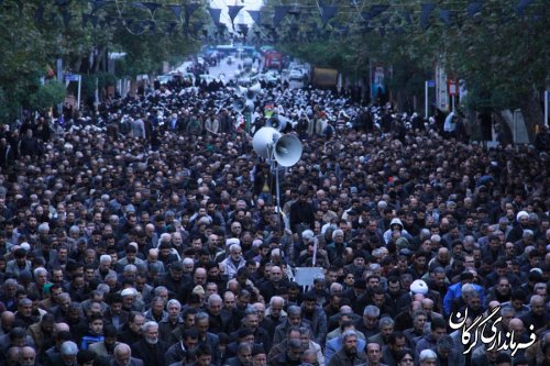 اقامه نماز ظهر عاشورا در مرکز استان