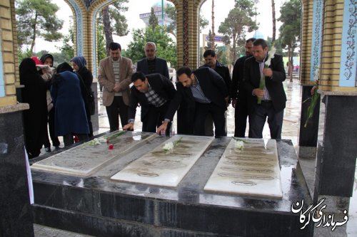 غبار روبی مزار شهداء در امامزاده عبدا...(ع) گرگان 