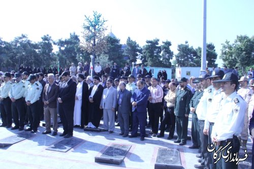 همزمان باآغاز هفته قوه قضاییه ومبارزه بامواد مخدر،مزارمطهر شهدا درگرگان گلباران شد