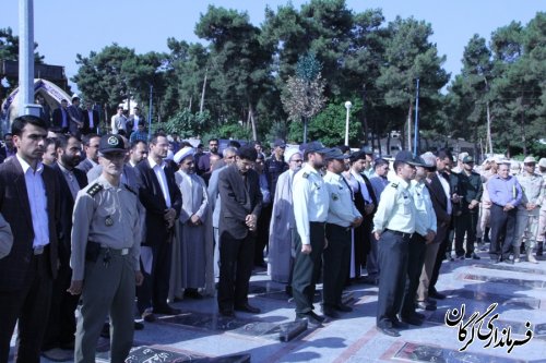 همزمان باآغاز هفته قوه قضاییه ومبارزه بامواد مخدر،مزارمطهر شهدا درگرگان گلباران شد