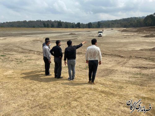 حدود ٢٠ هزار متر مربع از آب بندان روستای قرن آباد شهرستان گرگان لایروبی می شود