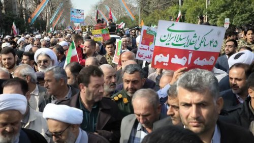 حضور شورآفرین مردم گرگان در جشن ملی انقلاب