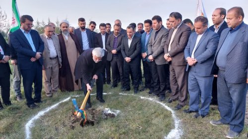 بازدید و دیدار مردمی استاندار گلستان در شهر سرخنکلاته انجام شد