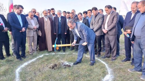 بازدید و دیدار مردمی استاندار گلستان در شهر سرخنکلاته انجام شد