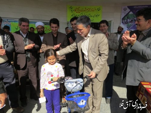 برگزاری پیاده روی همگانی در روستای صحنه سفلی به مناسبت هفته احسان و نیکوکاری