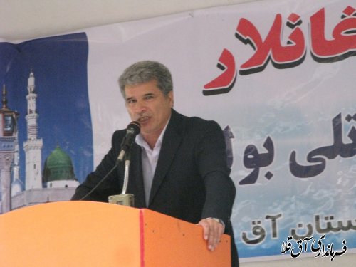 نماز باشکوه عید فطر در مصلی شهر آق قلا برگزار شد