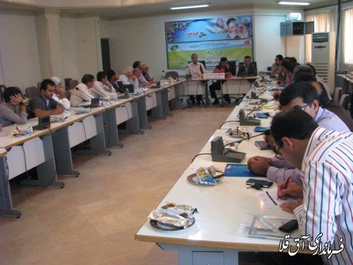 جلسه مطلعین و مروجان کشاورزی ستاد سرشماری کشاورزی شهرستان آق قلا برگزار شد