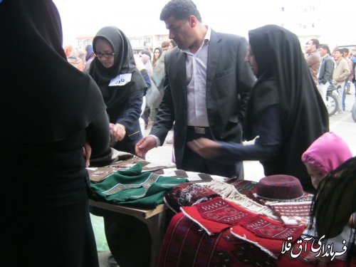 جشنواره پرواز بادبادک ها در شهرستان آق قلا برگزار شد