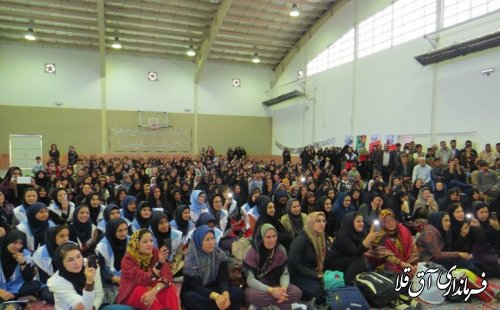 جشن میلادکوثر شهرستان با عنوان فاطمه الگوی همسرداری و فرزندپروری دین مدارانه برگزار گردید