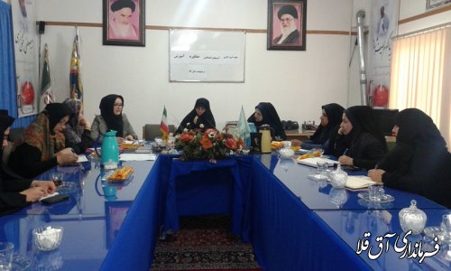 اولین جلسه گروه های کاری پیشگیری از آسیبهای اجتماعی ، مشاوره وآموزش بانوان برگزار گردید