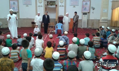 بازدید فرماندار شهرستان آق قلا از کلاسهای آموزش قرآن