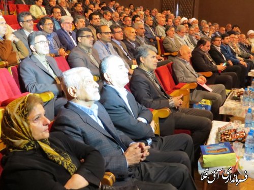 فرماندار شهرستان آق قلا در هجدهمین جشنواره خیرین مدرسه ساز استان شرکت کرد