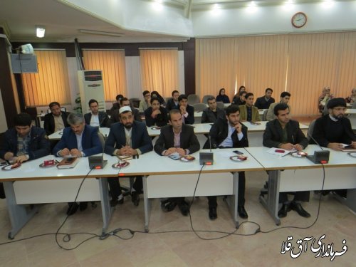 نگاه ویژه دولت،تقویت بخش خصوصی،اشتغال جوانان و توسعه روستائی است