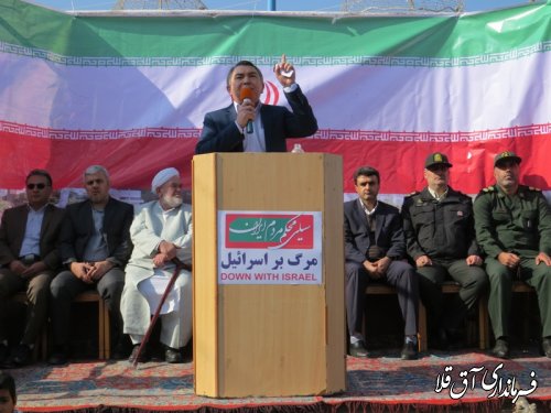 دهه فجر تجدید میثاق با آرمانهای امام راحل و بیعت مجدد با مقام معظم رهبری است