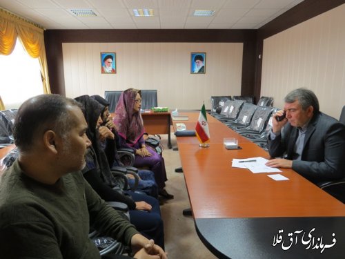 شهروندان مشکلات خود را چهره به چهره با فرماندار شهرستان آق قلا مطرح کردند