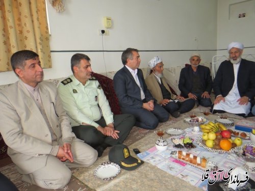 دیدار فرماندار شهرستان آق قلا با جانباز "حاج محمد ایزدی" در روستای دوگونچی
