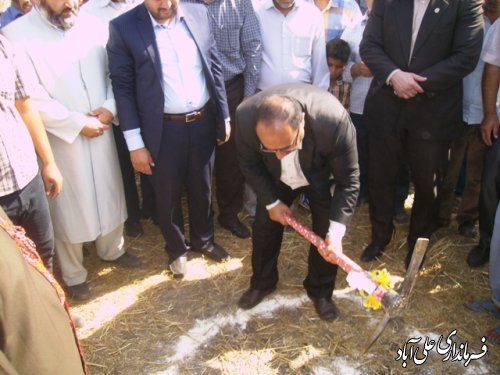 مراسم کلنگ زنی سالن ورزشی روستای آزادتپه باحضورفرماندارعلی آباد کتول 