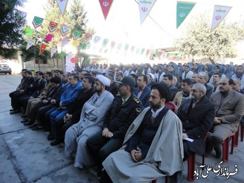 زنگ انقلاب در مدارس علی آباد کتول طنین‌انداز شد