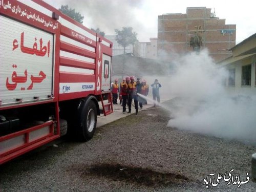 مانور زلزله و ایمنی در مدارس علی آباد کتول برگزار شد