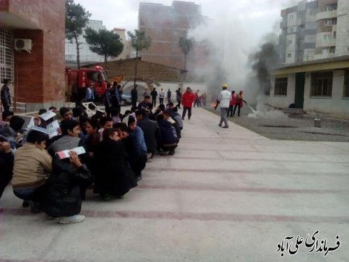 مانور زلزله و ایمنی در مدارس علی آباد کتول برگزار شد