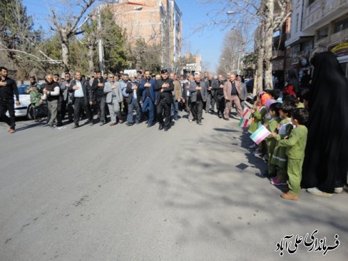 مراسم تشییع ۳ شهید گمنام دوران دفاع مقدس در علی آباد کتول برگزار شد