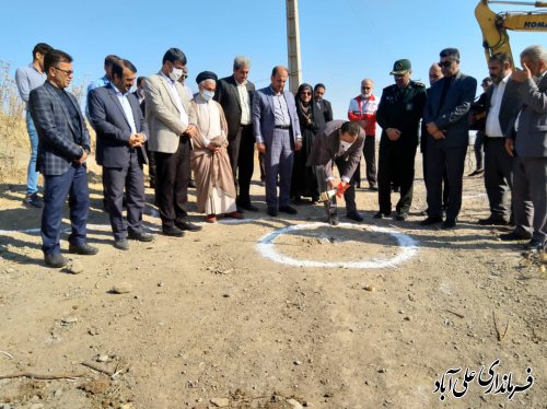 با حضور فرماندارمراسم کلنگ زنی پروژه احداث پل ورودی ورزشگاه شهید علی آبادی برگزار شد