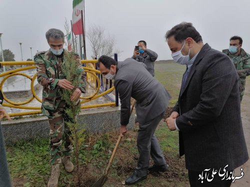 کاشت درخت با نام و یاد شهدا در امامزاده ساورکلاته شهرستان علی آباد کتول