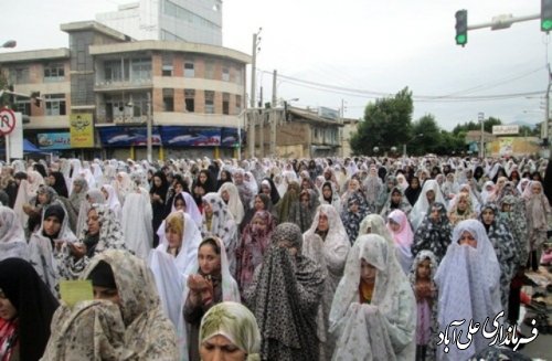 نماز عید فطر در علی آبادکتول اقامه شد(گزارش تصویری)