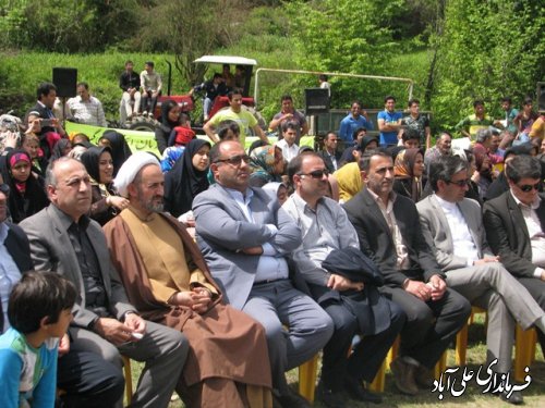 مراسم جشن گرامیداشت مقام ومنزلت زن درروستای الازمن علی آباد کتول