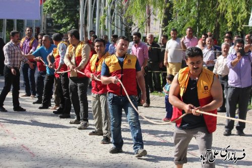 مسابقه طناب کشی در شهرستان علی آبادکتول