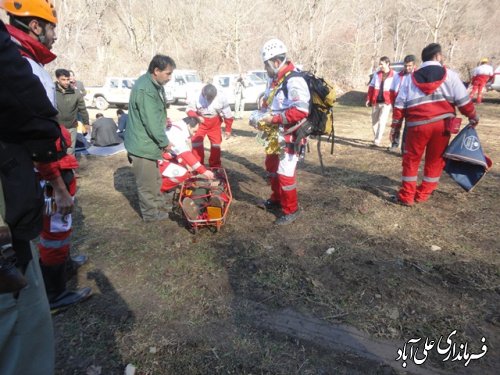 مانور امداد و نجات کوهستان باحضورفرماندار برگزار شد 