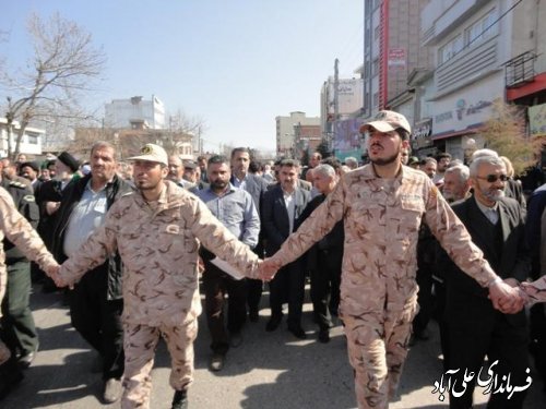 مراسم تشییع ۳ شهید گمنام دوران دفاع مقدس در علی آباد کتول برگزار شد