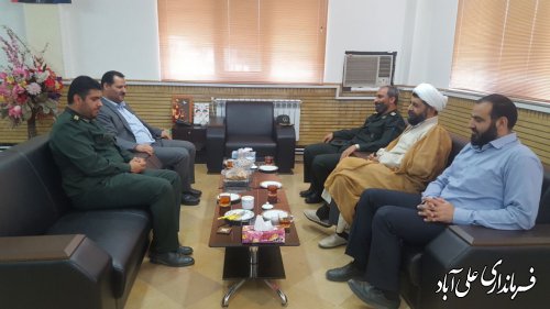 دیدار فرمانده ناحیه مقاومت بسیج سپاه شهرستان علی آبادکتول با فرماندار 