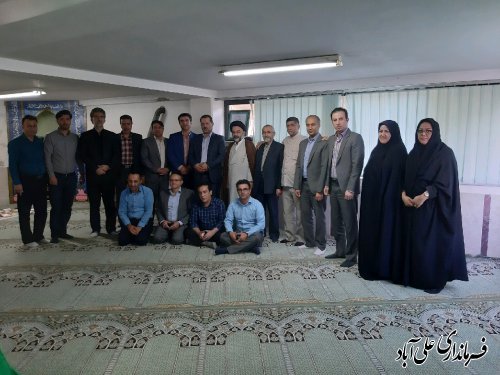 تجلیل از جانبازان و رزمندگان سرافراز فرمانداری بمناسبت هفته دفاع مقدس