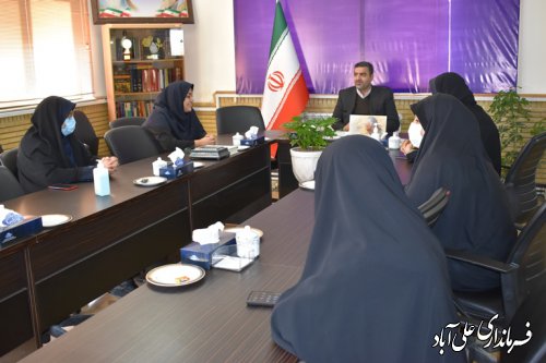 تجلیل از بانوان شاغل در فرمانداری علی آبادکتول