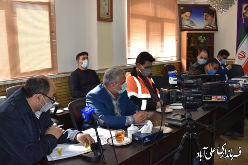 اتمام پروژه های نیمه تمام و جذب سرمایه گذار از برنامه های ما در این دولت است